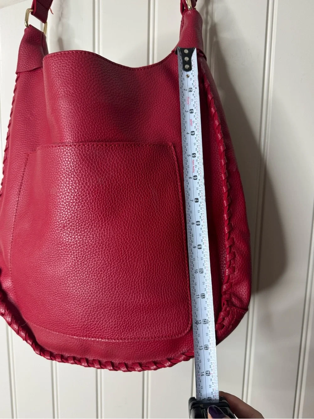 2/for $20 🪩 Fringed Red Pebbled Hobo Shoulder Bag - Mark & Hall